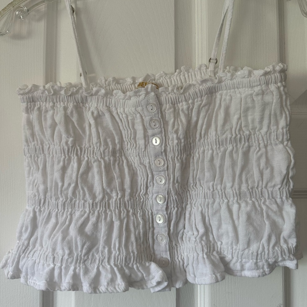 Rebellion size small ruffled crop